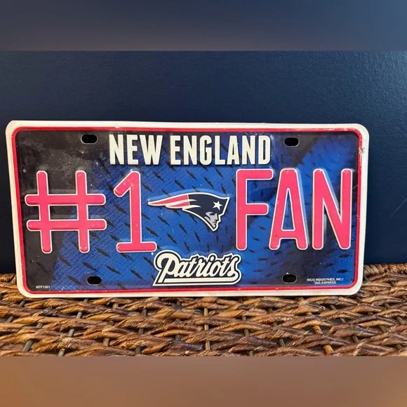 New England Patriots Fan License Plate Pats #1 Fan - Picture 2 of 4